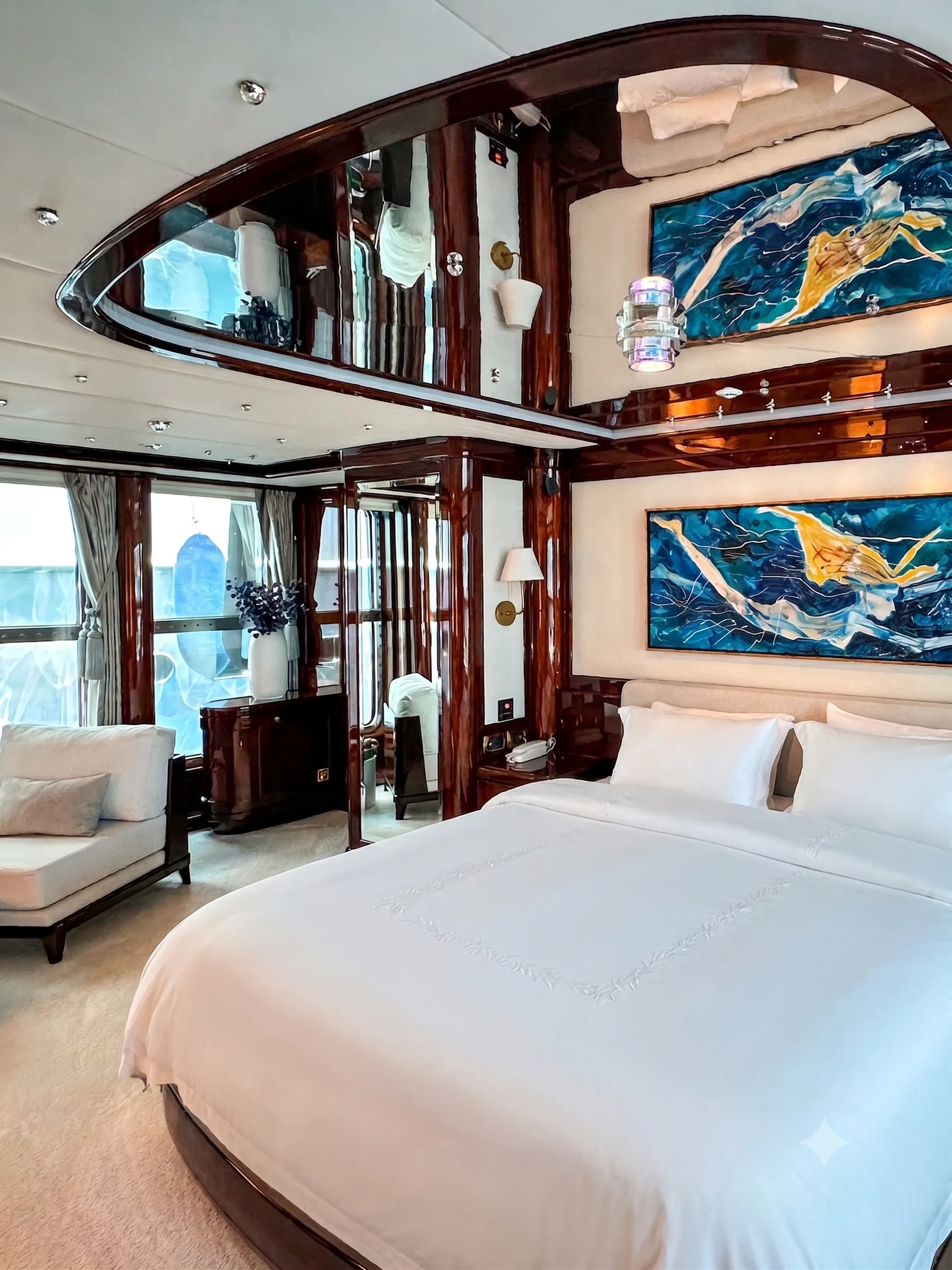 J. Yacht Image 3