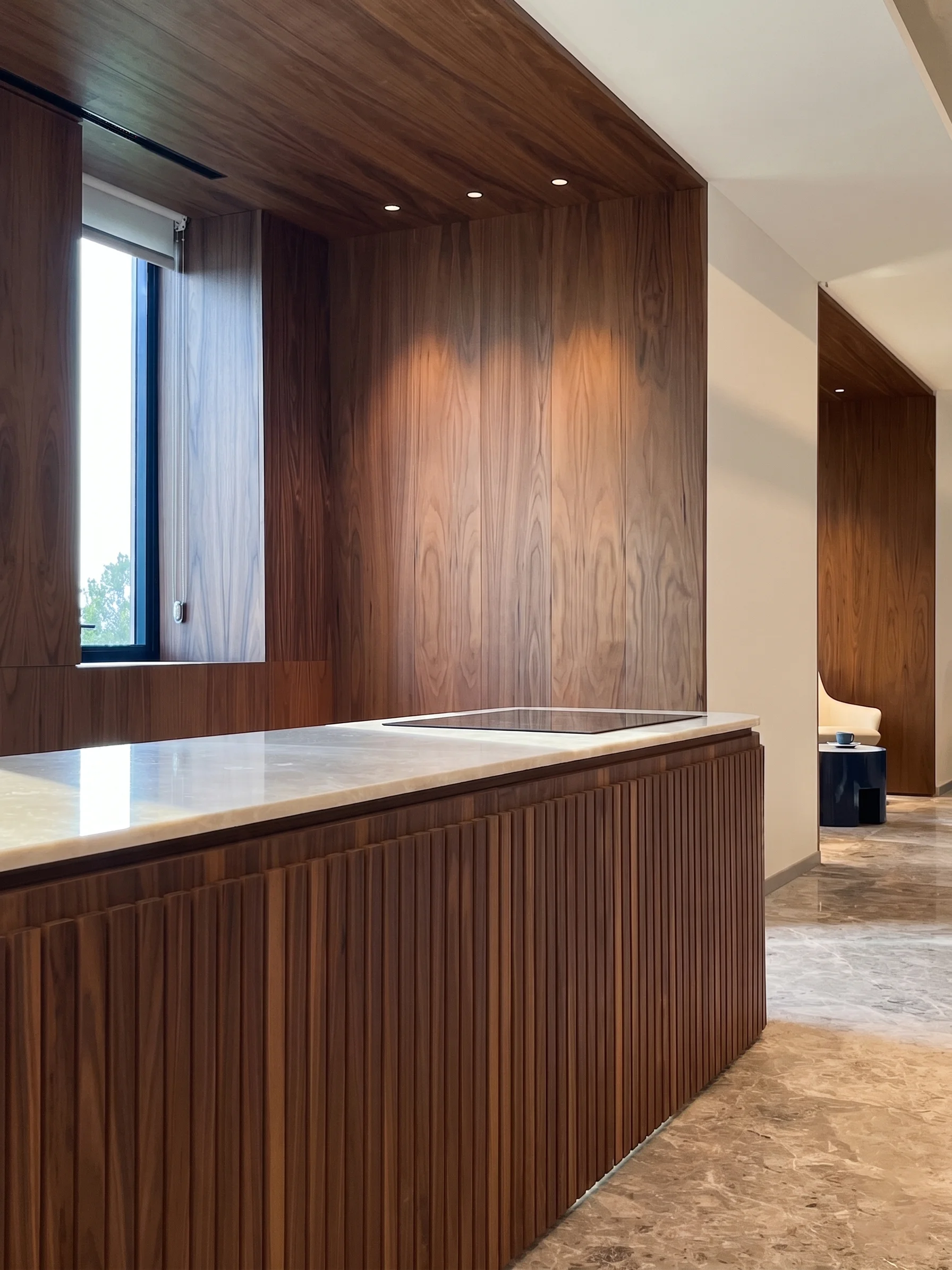 Nurol Bank Office Slider 2